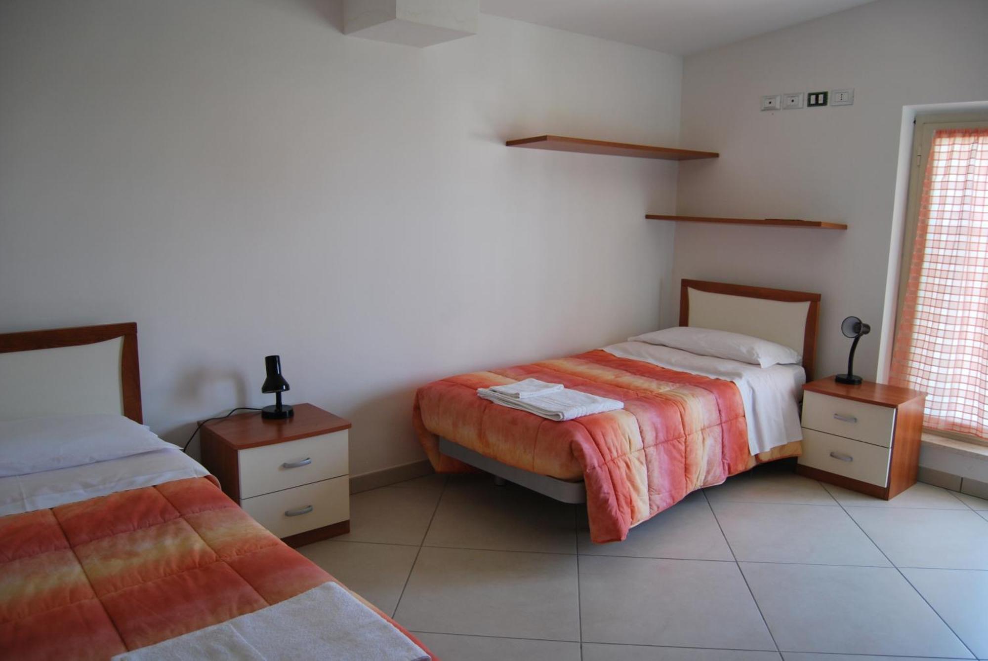 Eu Ropa Hotel Nereto Экстерьер фото
